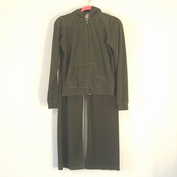 Vintage Juicy Couture Olive Green Velour Tracksuit - Picture 2 of 10